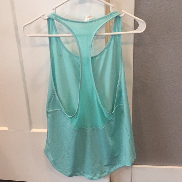 Work out tank - Picture 2 of 2